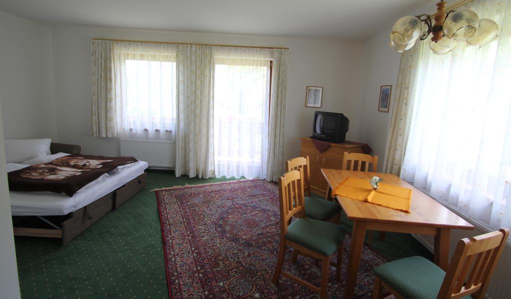 Pension Hubertushof Beim Roemerbad Bad Kleinkirchheim Phòng bức ảnh