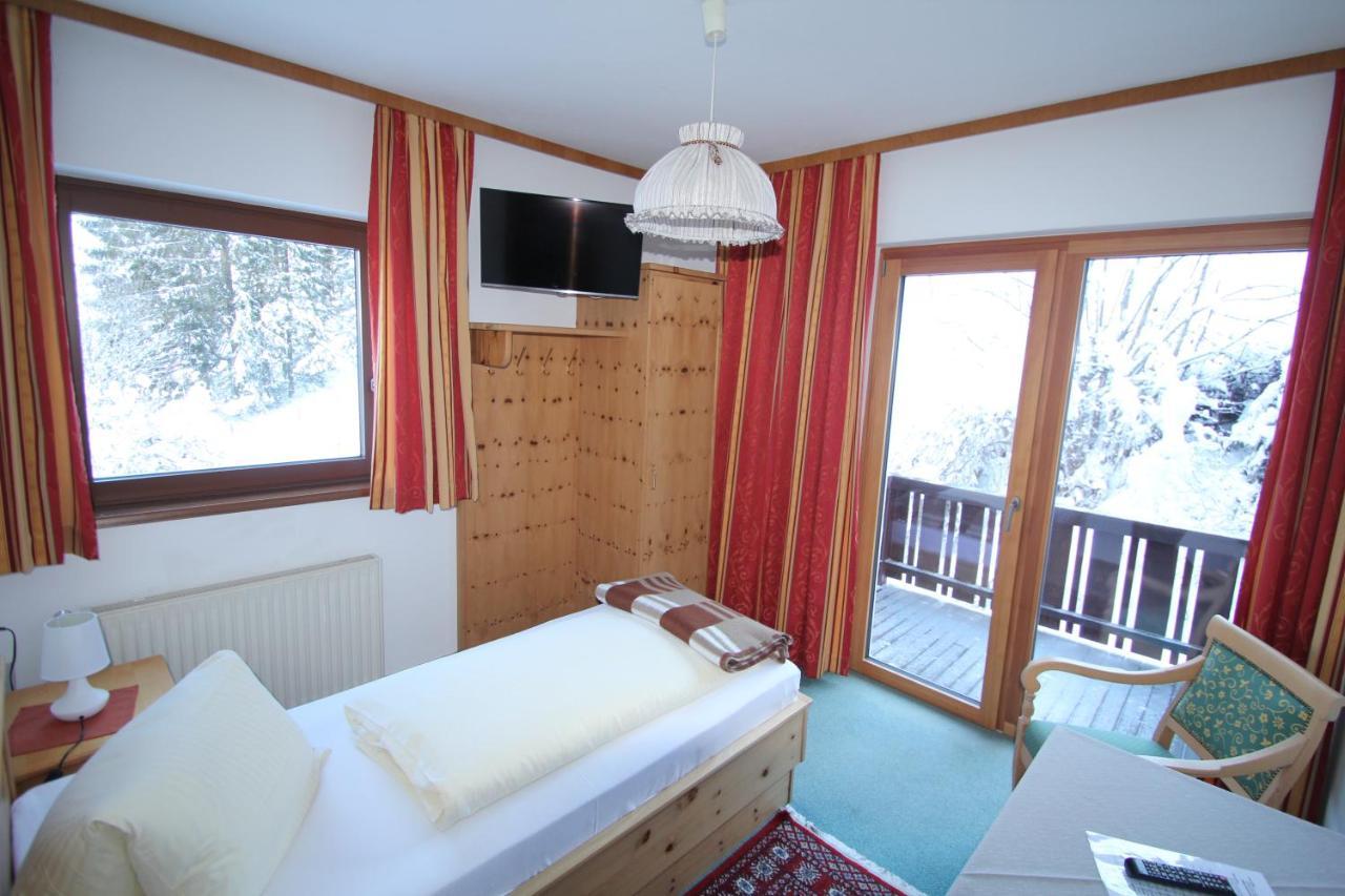 Pension Hubertushof Beim Roemerbad Bad Kleinkirchheim Ngoại thất bức ảnh