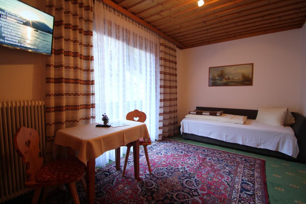 Pension Hubertushof Beim Roemerbad Bad Kleinkirchheim Phòng bức ảnh