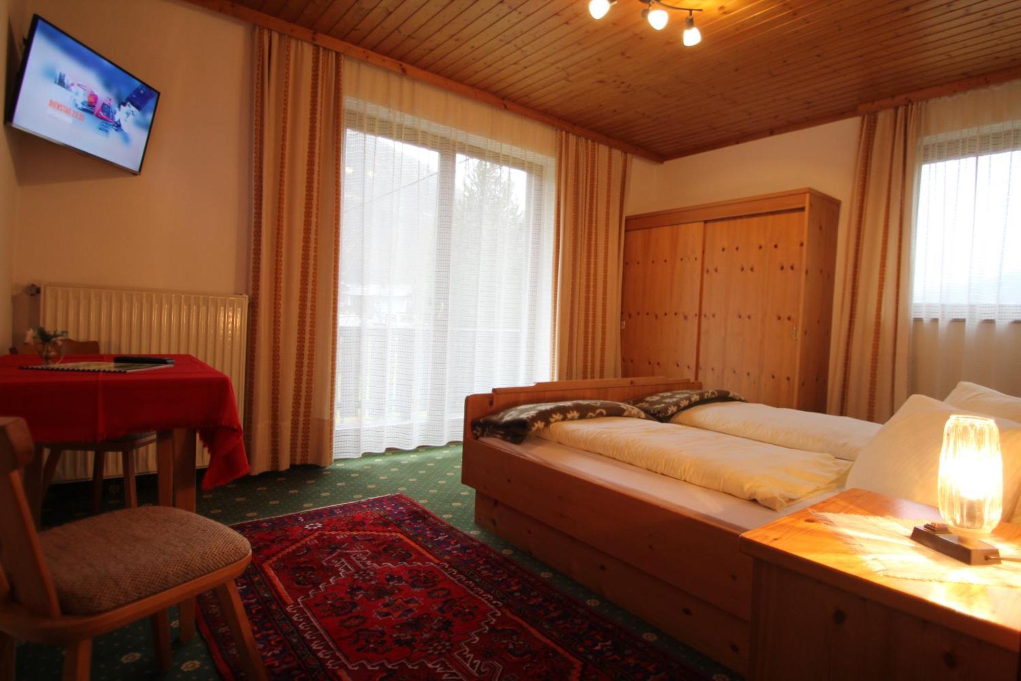 Pension Hubertushof Beim Roemerbad Bad Kleinkirchheim Ngoại thất bức ảnh